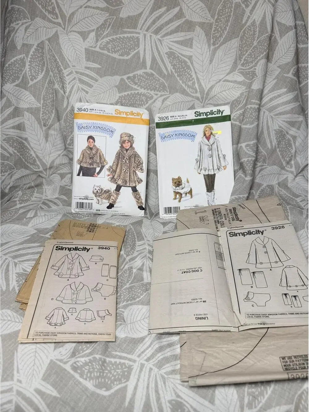 Vintage Matching Dog Coat Daisy Kingdom Simplicity Patterns 3926 3940